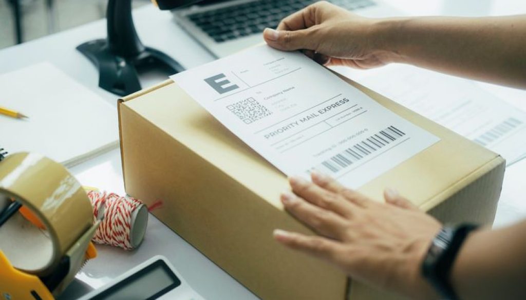 How to Print and Apply FNSKU Labels for Amazon FBA